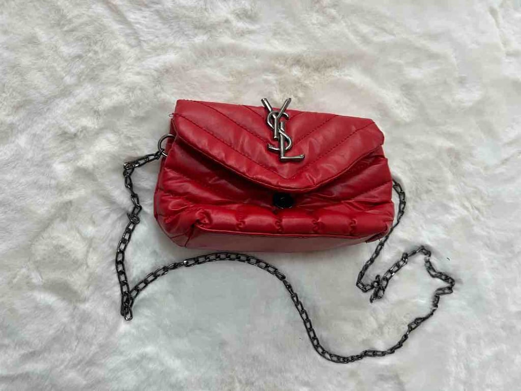 Fotografi e cante  në LIST.AL