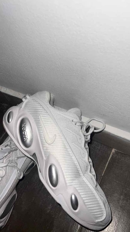 Fotografi e atlete nocta në LIST.AL