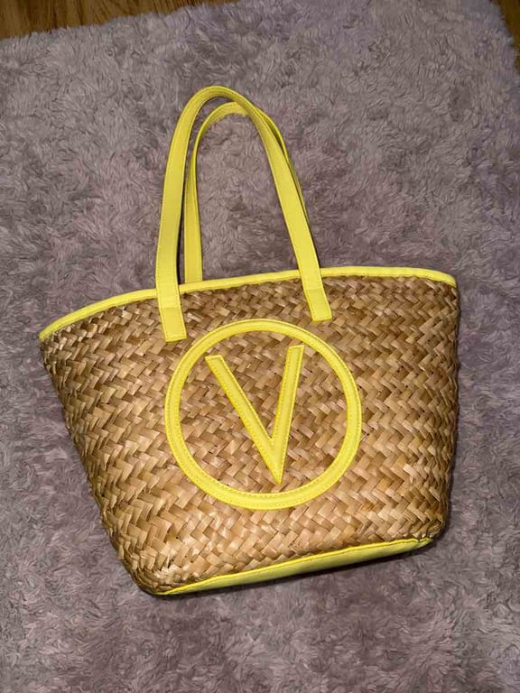 Fotografi e rroba  në LIST.AL