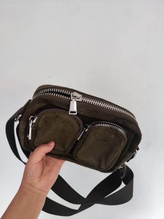 Fotografi e cante në LIST.AL