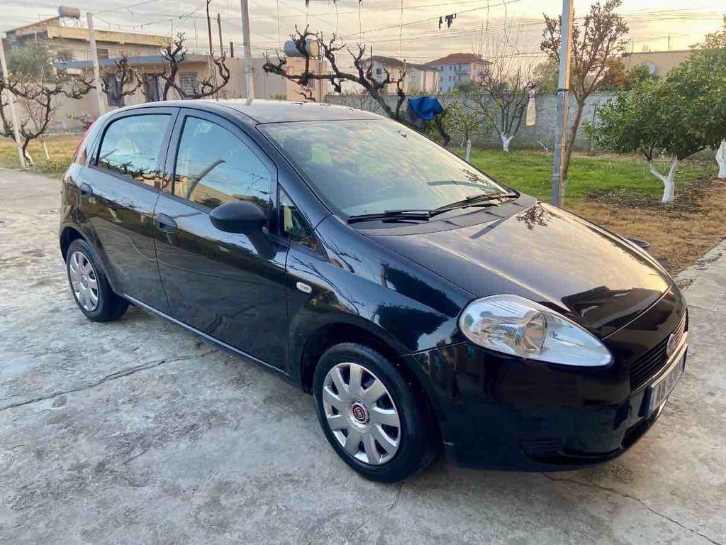 Fotografi e Shitet në LIST.AL