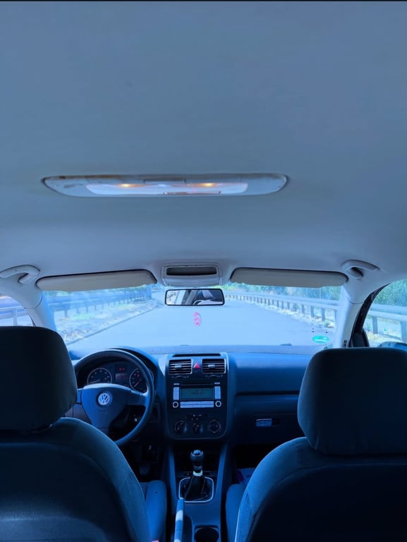 Fotografi e Golf 5 në LIST.AL