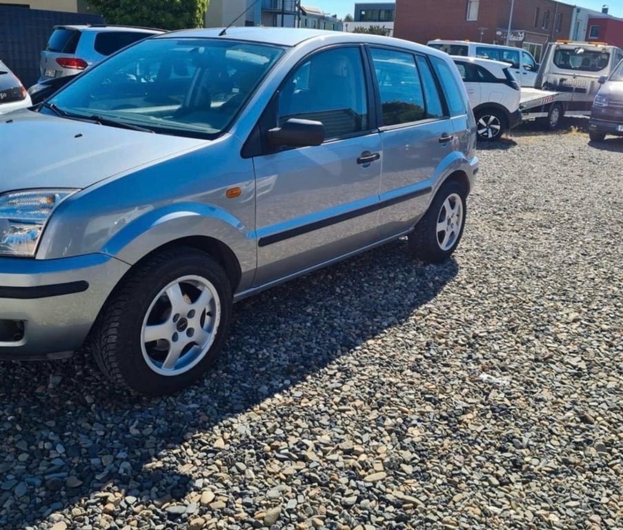 Fotografi e Ford Fusion 1.4, 2005 në LIST.AL