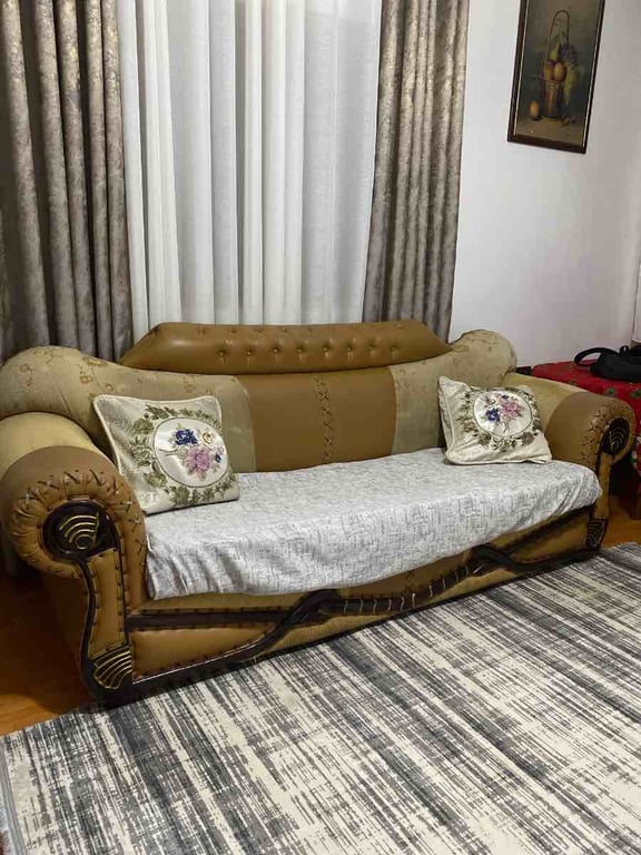 Fotografi e Divane  në LIST.AL