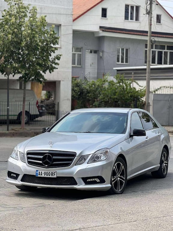 Fotografi e Mercedes-Benz E-Class në Shitje në LIST.AL