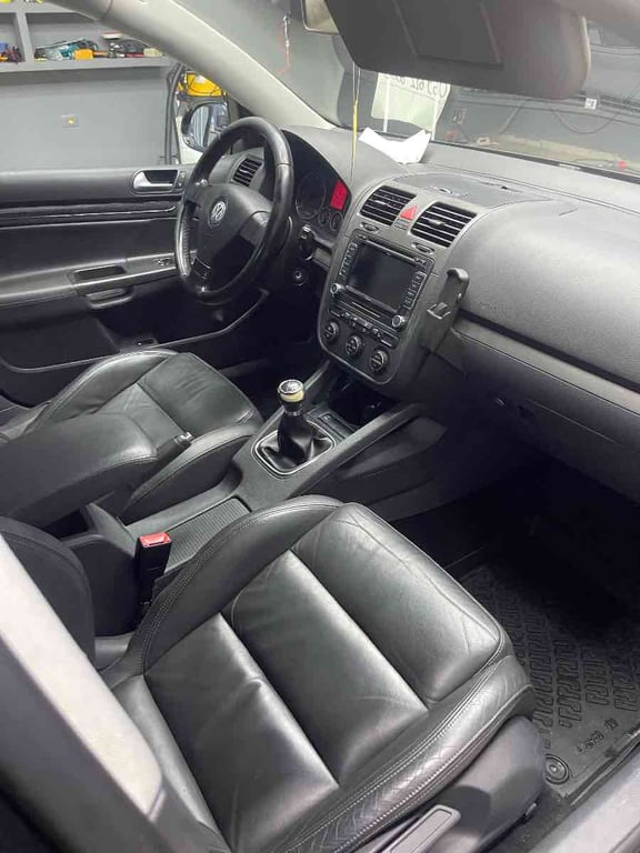 Fotografi e Volkswagen Golf n Shitje   në LIST.AL