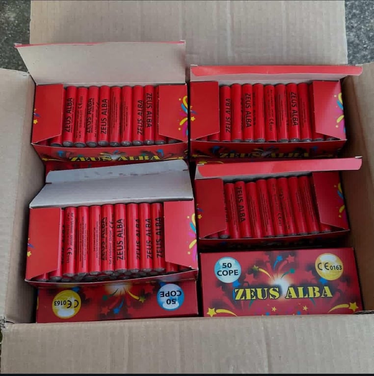 Fotografi e kush don ti ble 1 ose 2 pako tme shkruje ne nr 1000 milek pako 10 ero  në LIST.AL