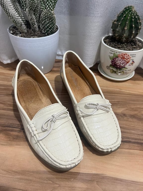 Fotografi e Kepuce per zonja nr 40 në LIST.AL