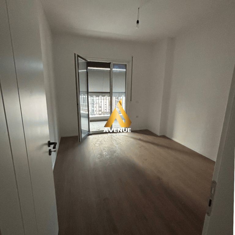 Fotografi e SHITET APARTAMENT 2+1+2 – MEI’S RESIDENCE, FUSHA E AVIACIONIT – TIRANË   në LIST.AL