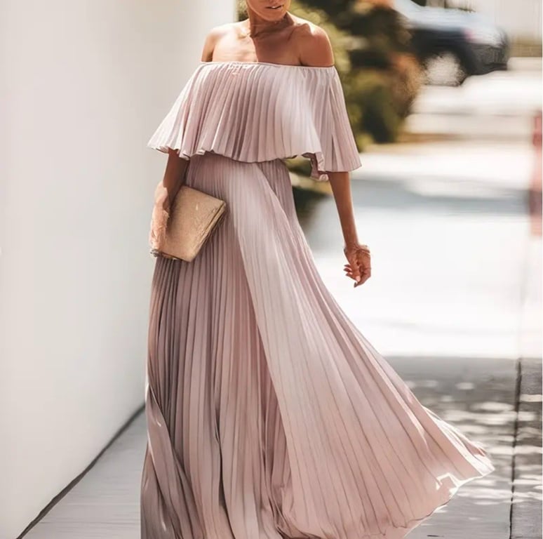 Fotografi e Fustan elegant maxi me pala dhe supe te zbuluara në LIST.AL