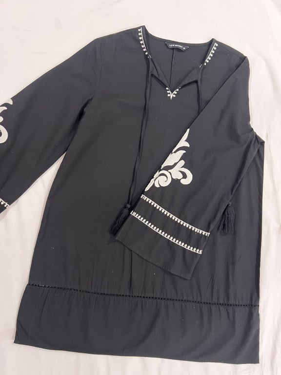 Fotografi e fustanLCW në LIST.AL