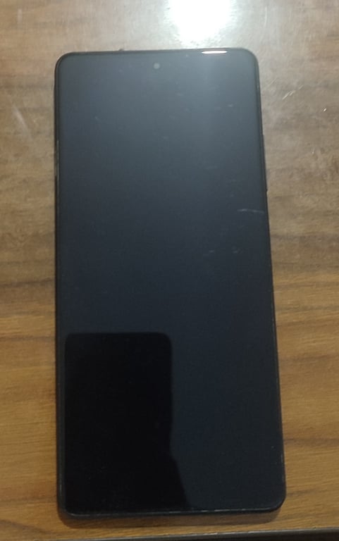 Fotografi e Redmi  në LIST.AL