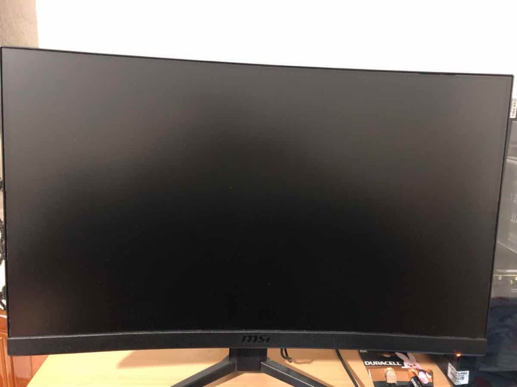 Fotografi e monitor gaming  msi 180hz  në LIST.AL