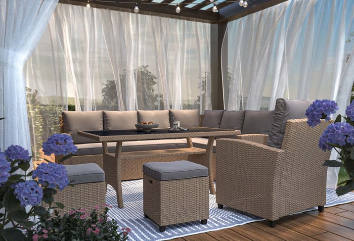 Všechny prvky sestavy Rossano jsou vyrobeny z technoratanového výpletu