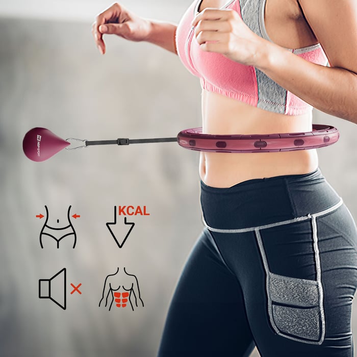 Person, die mit einem Hula-Hoop-Reifen trainiert