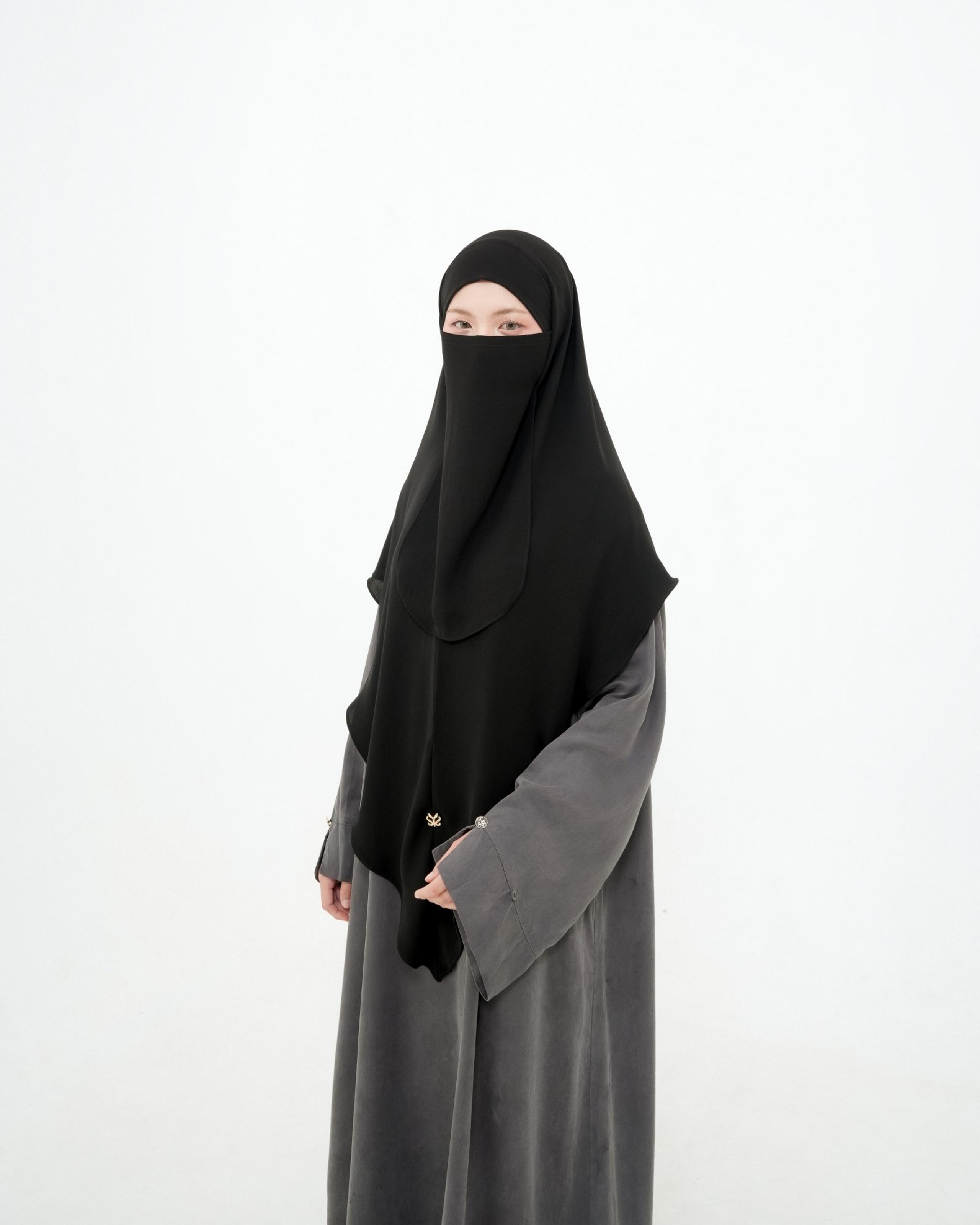 Nura Khiban