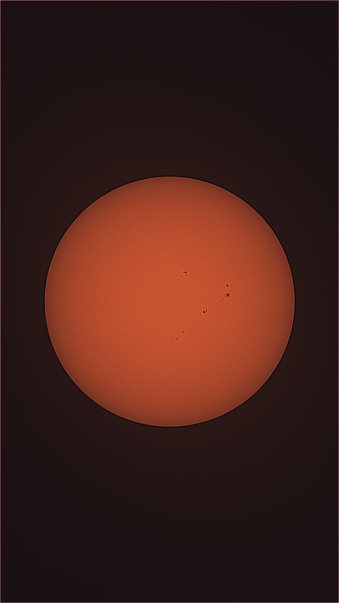 Soleil lumière blanche 25062025 07h37TU