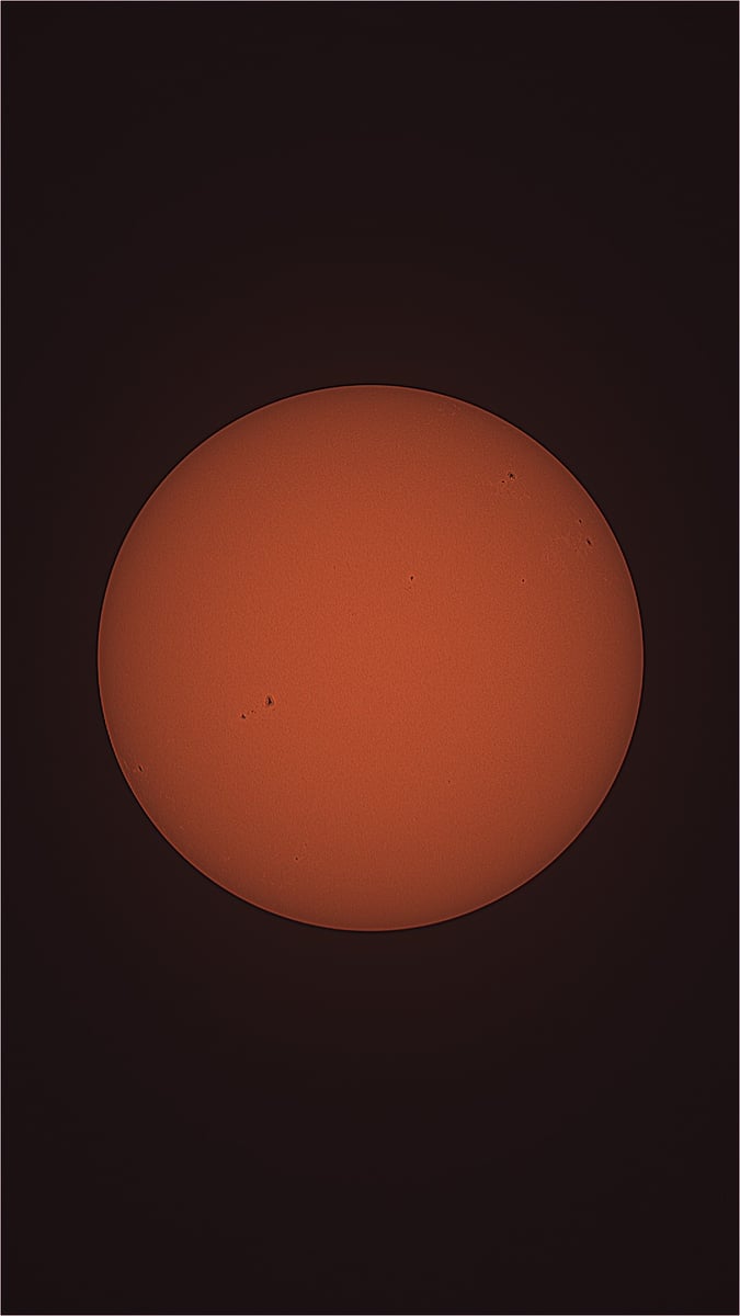 Soleil lumière blanche 28 06 2025 08h41TU