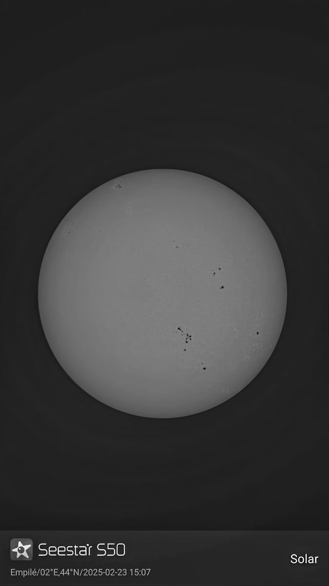 Soleil lumière blanche 23022025 14h07TU