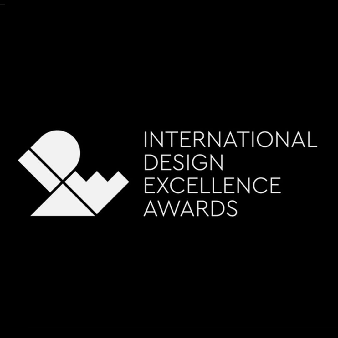 Black and white logo with stylized letter D and human silhouette