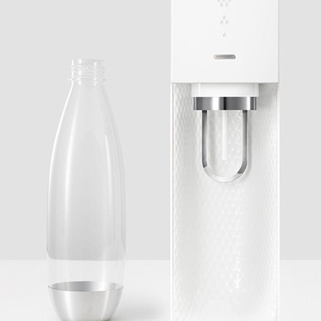 SodaStream Source dispenser with bottle