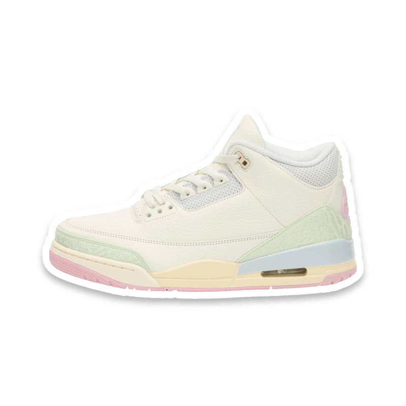 Air Jordan 3 Retro OG Sneaker in Sail, Jade & Aura