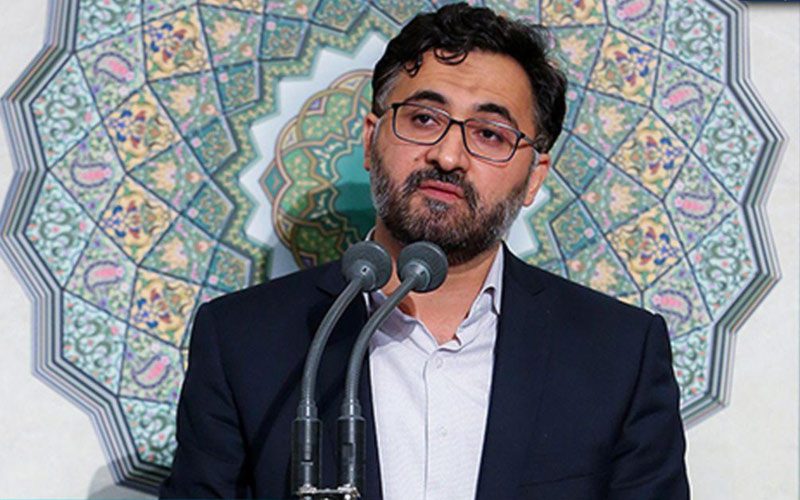 صحبت‌های دهقانی فیروزآبادی معاون علمی فناوری در خصوص حمایت از نخبگان غیرایرانی