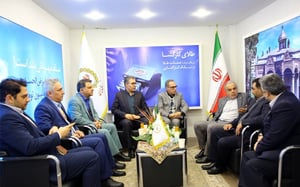 معاون امور ارزی و بین الملل بانک ملی ایران در نمایشگاه ایران متافو