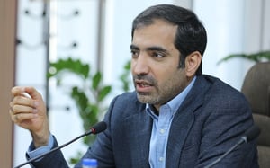 یاسر مرادی، عضو اجرائی هیئت‌مدیره بانک صادرات ایران