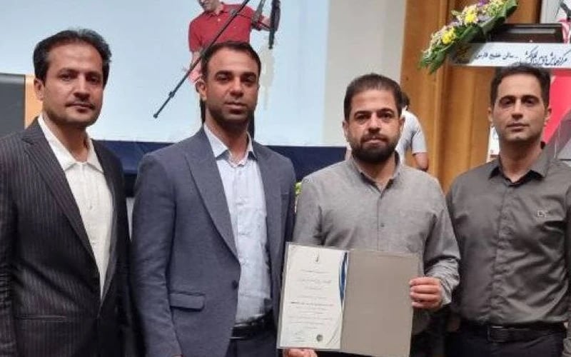 درخشش فولاد اکسین خوزستان در جشنواره نوآوری‌های برتر سمپوزیوم فولاد