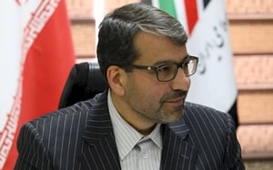 معاون وزیر اقتصاد و رئیس کل گمرک ایران خبر داد؛ تجارت ۶۱ میلیارد دلاری ایران با ۱۵ كشور همسایه در سال ۱۴۰۲