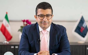 گفت‌وگوی همیار کارآفرین با علیرضا کلاهی