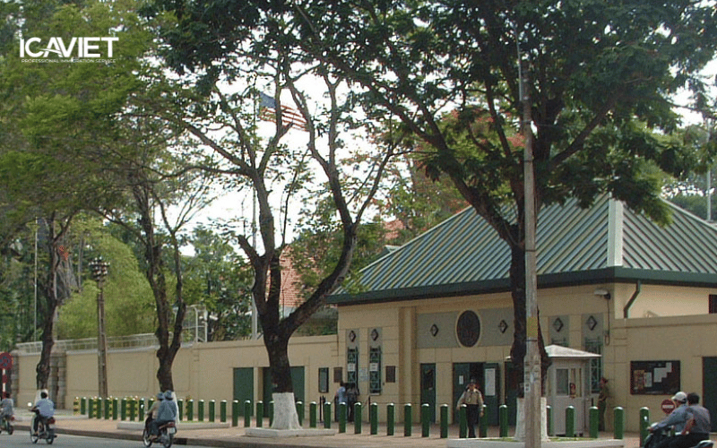 Phỏng vấn trực tiếp tại Lãnh sự quán