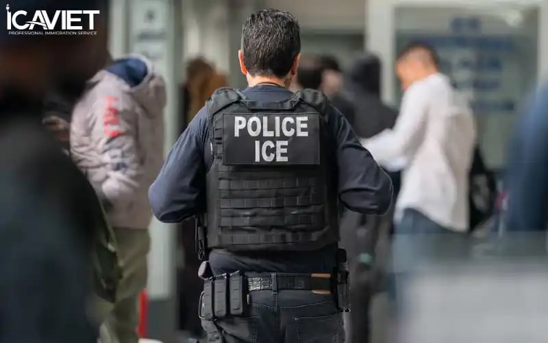 Chính phủ đang đẩy mạnh chiến dịch trục xuất