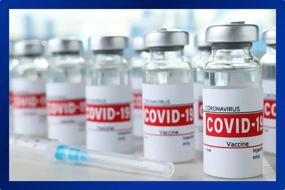 Loại bỏ yêu cầu tiêm vắc-xin Covid-19 khi xin visa định cư