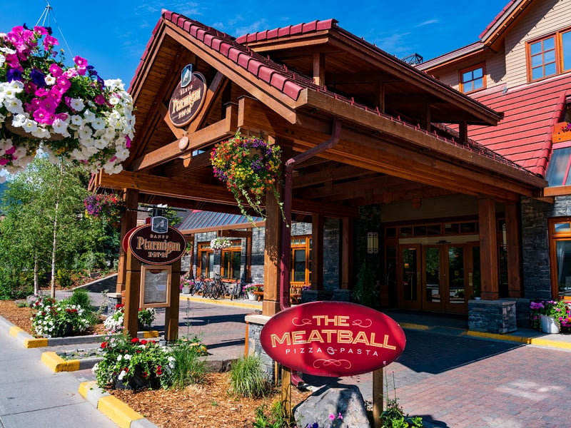 Meatball Pizza & Pasta