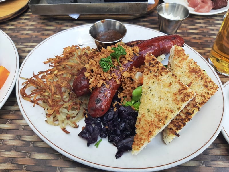 Banff Grizzly House Restaurant
