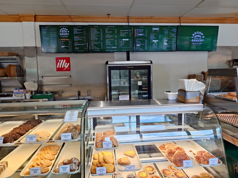 Laggan's Mountain Bakery and Deli