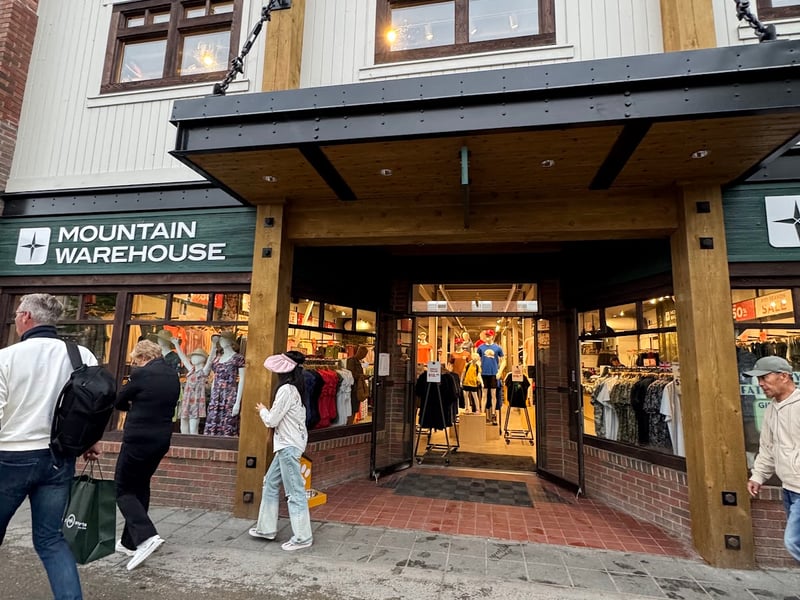 Mountain Warehouse Outdoor