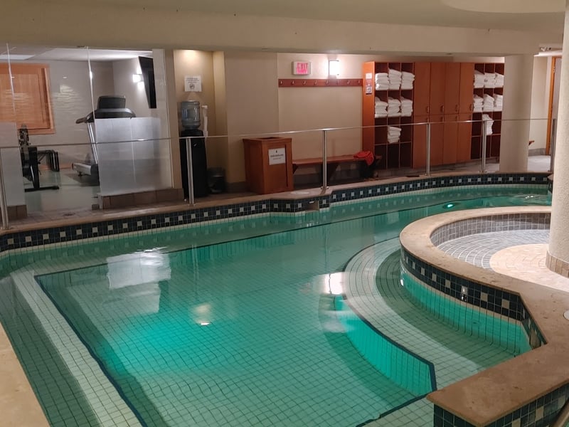 Banff Caribou Lodge & Spa