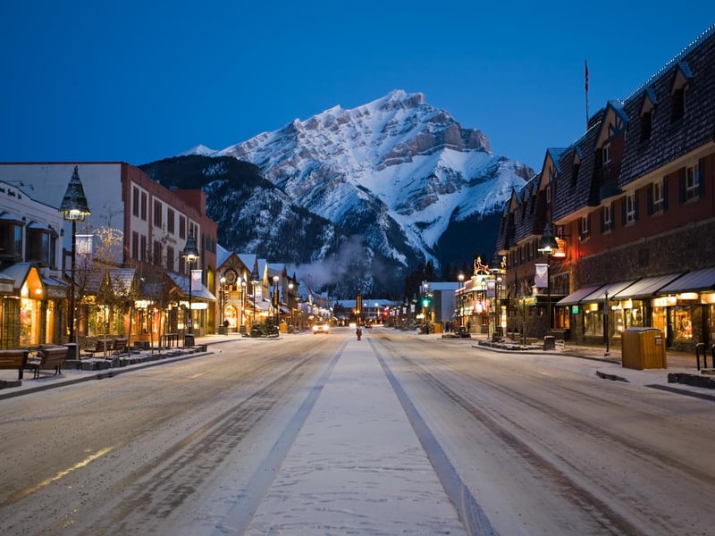 Black Tie Ski Rentals of Banff