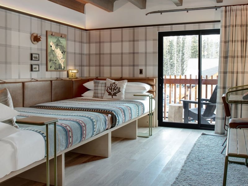 Moxy Banff