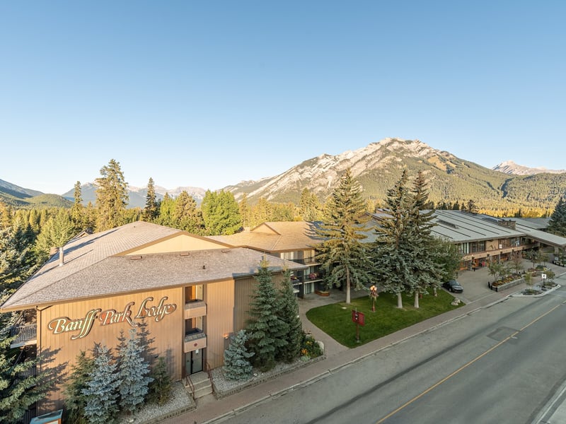 Banff Park Lodge