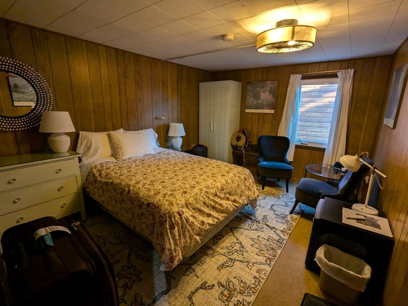 Tan-Y-Bryn B & B