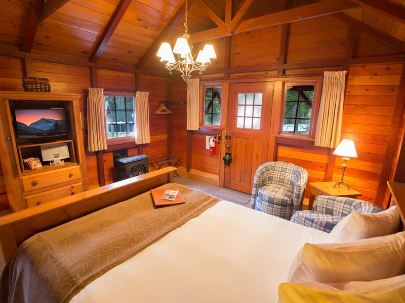 Paradise Lodge & Bungalows