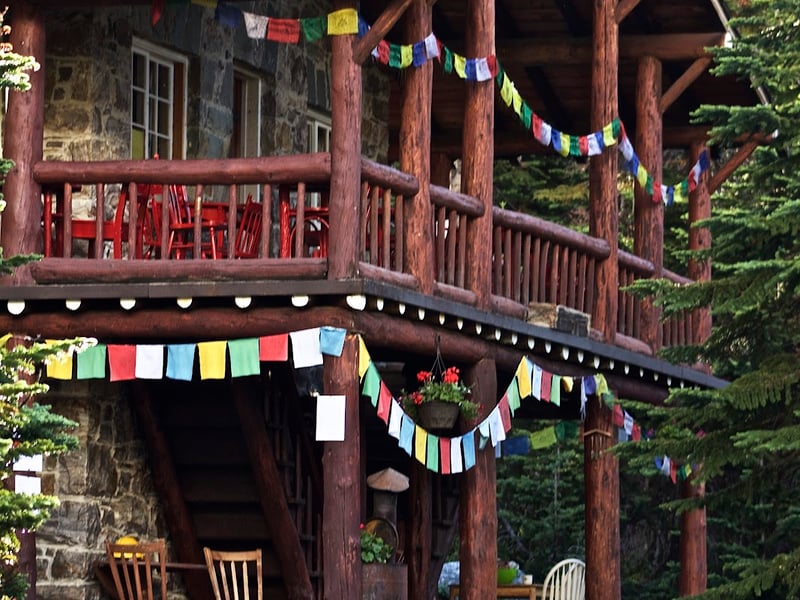 Plain of Six Glaciers Tea House