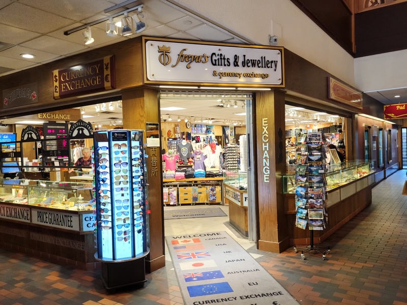 Freya's Jewellery & Currency Exchange / Sgt Preston's Outpost