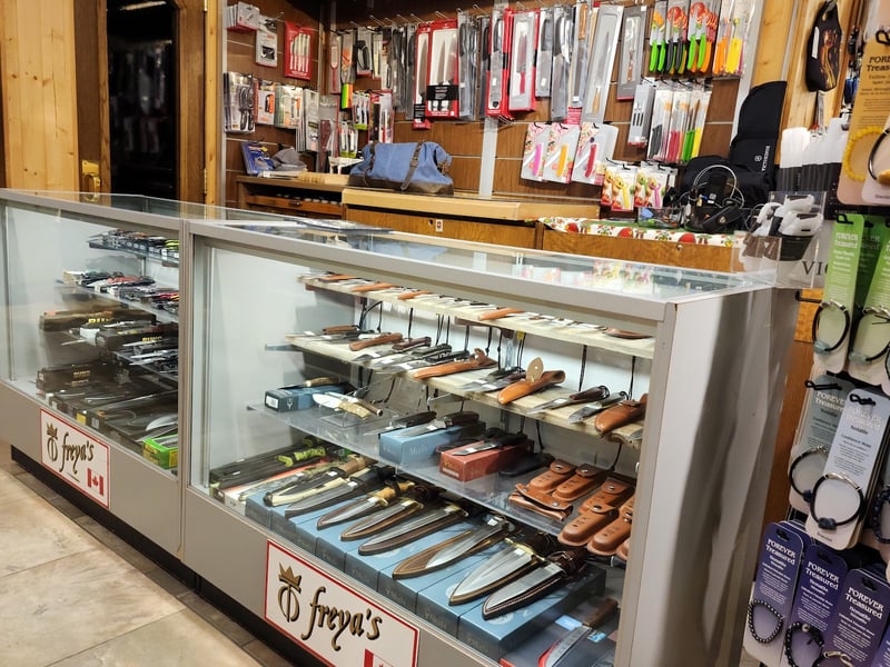 Freya's Jewellery & Currency Exchange / Sgt Preston's Outpost