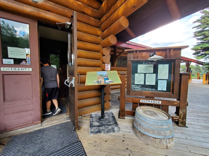 Lake Louise Station Restaurant