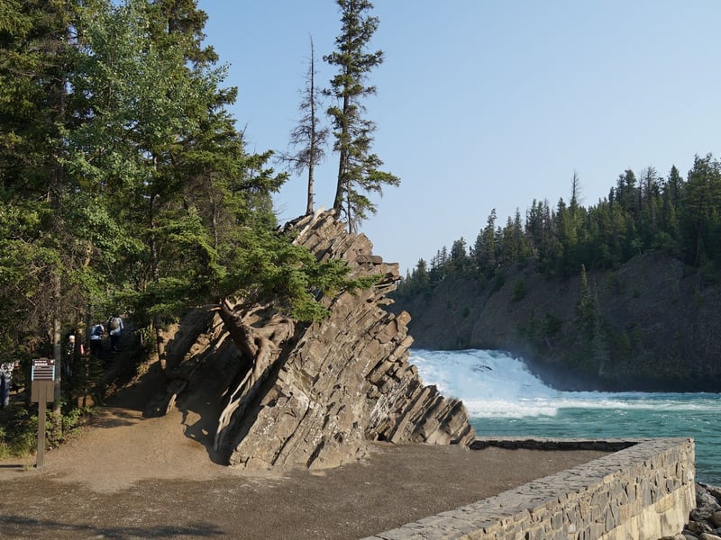 Bow Falls Viewpoint
